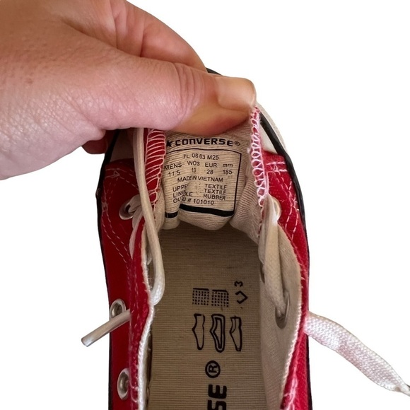 CONVERSE |Kids Chuck Taylor All Star Low-Top Sneaker - Red size 28 - Picture 8 of 8